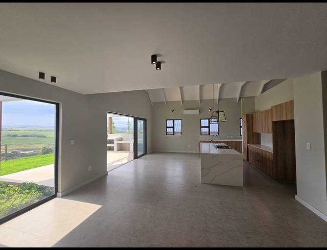 4 BEDROOM HOUSE FOR SALE IN SPRINGVALE COUNTRY ESTATE